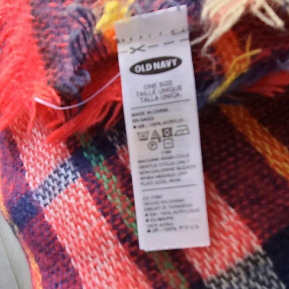Old Navy Large Acrylic Red Plaid Wrap Scarf - Picture 2 of 4